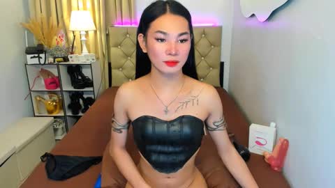 Snapshot of jessie_empress chatting on February 20, 11:54 pm Your naughty Jessie online show from February 20, 11:54 pm