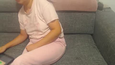 jessiestar3 online show from February 14, 6:23 am