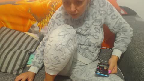 jessiestar3 online show from February 22, 6:39 am