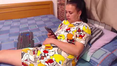 Snapshot of jessiestar3 chatting on June 11, 10:30 pm jessiestar3 online show from June 11, 10:30 pm