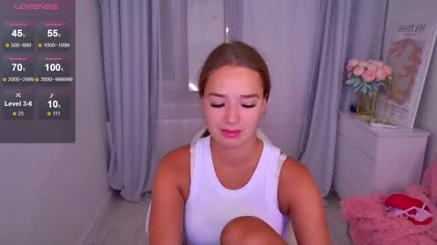 Jessi online show from September 13, 1:44 pm
