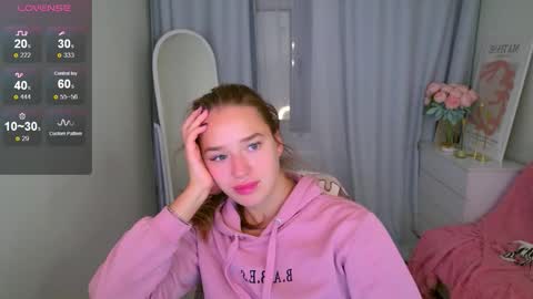 Jessi online show from October 10, 2:05 pm