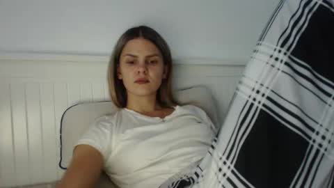 jessieryan online show from October 2, 4:25 pm