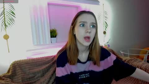 Snapshot of jessiexxiv chatting on March 6, 9:06 am Jessie online show from March 6, 9:06 am