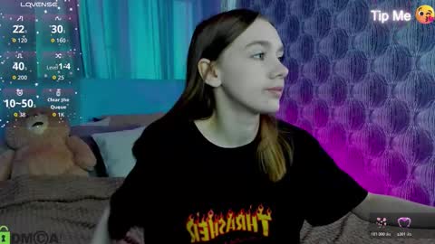 Snapshot of jessiexxiv chatting on March 11, 7:58 am Jessie online show from March 11, 7:58 am