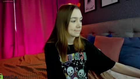 Snapshot of jessiexxiv chatting on March 22, 9:23 am Jessie online show from March 22, 9:23 am