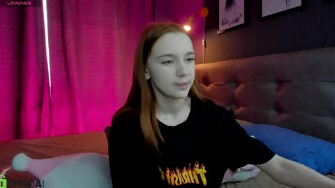 Snapshot of jessiexxiv chatting on April 7, 8:59 am Jessie online show from April 7, 8:59 am