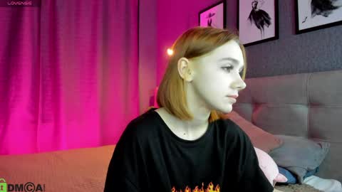 Snapshot of jessiexxiv chatting on May 20, 9:26 am Jessie online show from May 20, 9:26 am