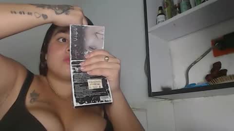 jessik_lov3 online show from April 5, 12:52 am