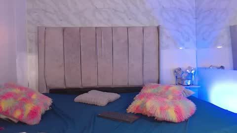 JESS online show from December 22, 12:07 am