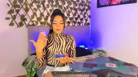 JESS online show from October 3, 12:35 pm