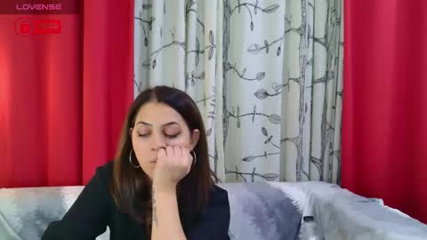 JessTheWicked online show from October 8, 7:33 pm