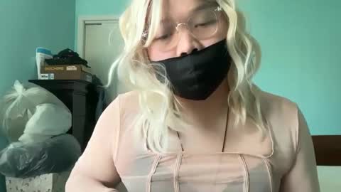 jessyaine online show from October 5, 9:24 pm