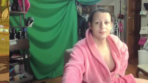 Snapshot of jessyboi0504 chatting on April 4, 10:02 am seductress Cyber Succubus online show from April 4, 10:02 am
