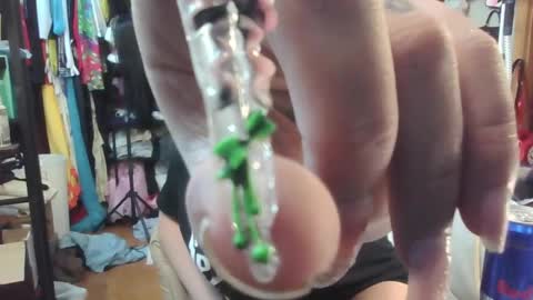 Snapshot of jessyboi0504 chatting on April 15, 7:58 pm seductress Cyber Succubus online show from April 15, 7:58 pm