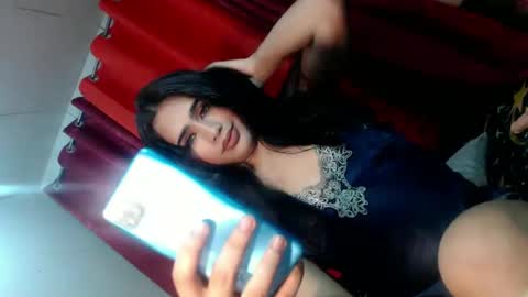 jessylicioushh online show from March 11, 7:37 am