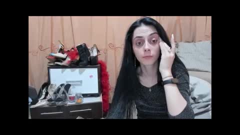 Snapshot of jessylonghair chatting on June 9, 3:34 pm Jessylonghair online show from June 9, 3:34 pm