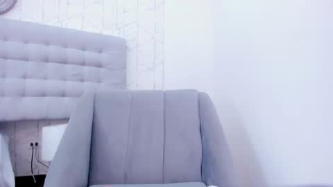Snapshot of jessymiiranda chatting on October 9, 1:53 pm JessyMiiranda online show from October 9, 1:53 pm