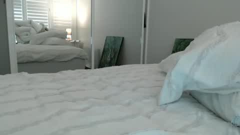 Snapshot of jessyqueen55 chatting on October 31, 11:50 pm OnlyJessy online show from October 31, 11:50 pm