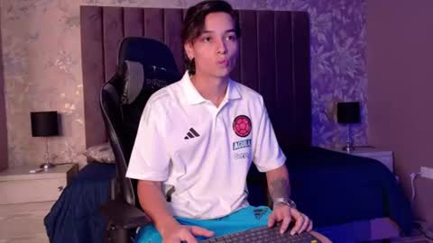 Jessy online show from June 15, 7:16 pm