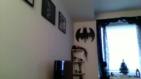 jestersquid89 online show from December 1, 7:46 am