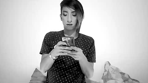 Ale online show from September 27, 2:49 am