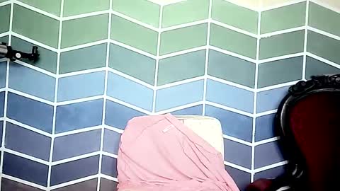 Snapshot of jet_clomet21 chatting on November 10, 10:03 am Ale online show from November 10, 10:03 am