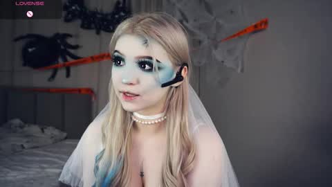 Daryl online show from October 31, 5:58 pm