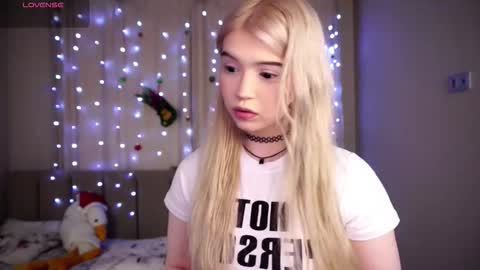 Daryl online show from December 14, 7:29 pm