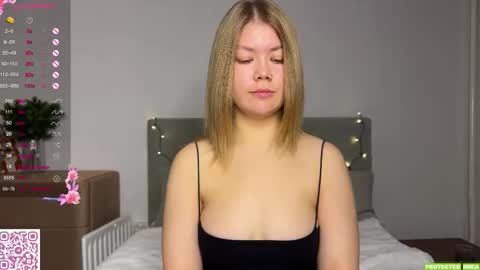 Mona online show from December 16, 3:11 am