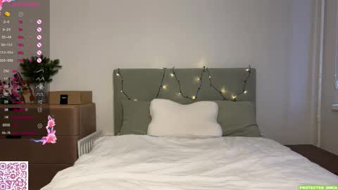 Mona online show from December 19, 5:36 am