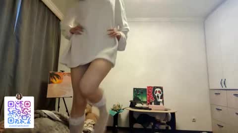 I am Gina ntmu Lets hit 10 Thumbs Up together online show from January 17, 4:39 am