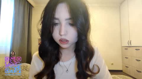 I am Gina ntmu Lets hit 10 Thumbs Up together online show from February 3, 6:40 am