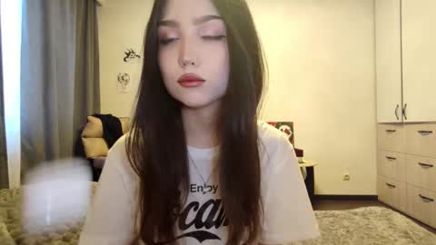 I am Gina ntmu Lets hit 10 Thumbs Up together online show from February 24, 9:29 am