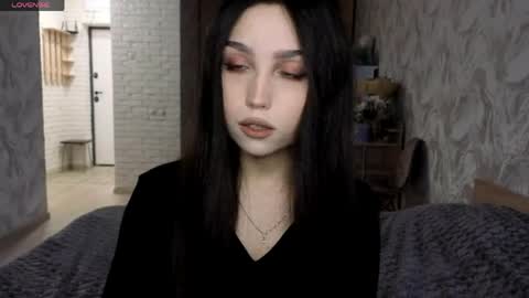I am Gina ntmu Lets hit 10 Thumbs Up together online show from May 31, 5:37 am