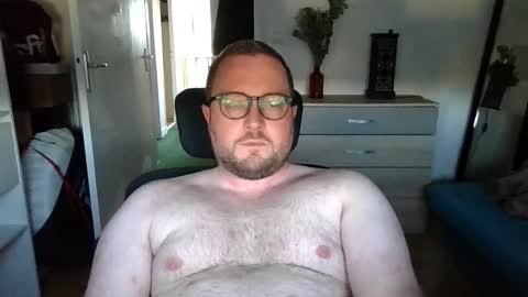 Snapshot of jeuneloup92 chatting on September 29, 4:56 pm jeuneloup92 online show from September 29, 4:56 pm