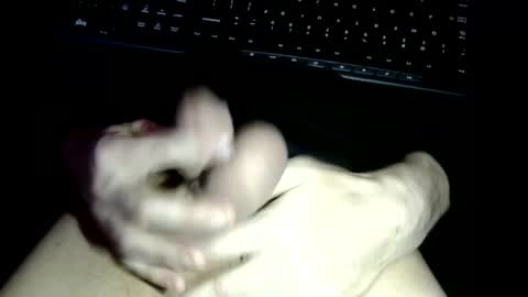 Snapshot of jewellstar chatting on November 21, 10:47 am Soft play online show from November 21, 10:47 am