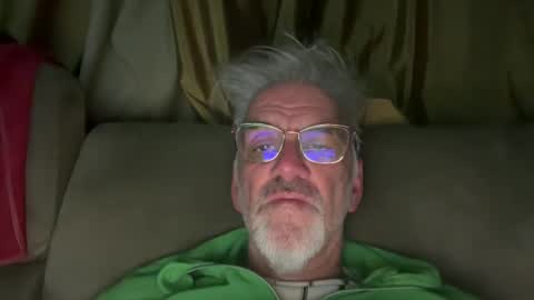 jewlronny online show from December 18, 10:02 pm