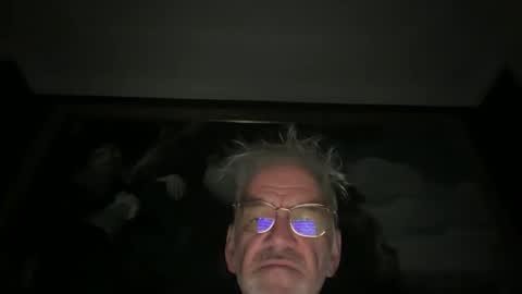 jewlronny online show from December 25, 7:14 am