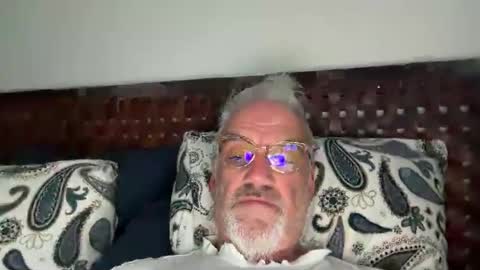 jewlronny online show from October 1, 4:40 am