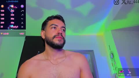 Snapshot of jeycob_braandx chatting on February 13, 3:07 am Jeycob online show from February 13, 3:07 am