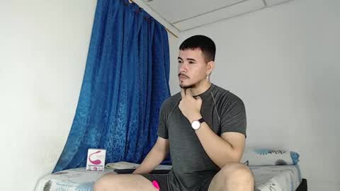 Snapshot of jeycob_happy97 chatting on October 7, 12:30 am Juan David online show from October 7, 12:30 am