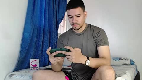 Snapshot of jeycob_happy97 chatting on October 28, 12:41 pm Juan David online show from October 28, 12:41 pm