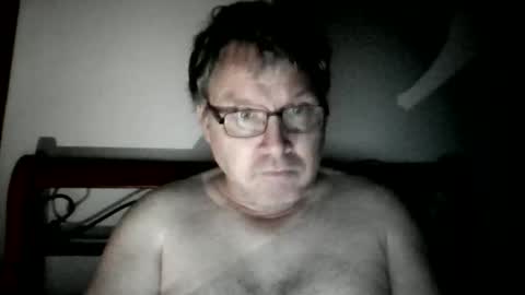 Snapshot of jezzajerry chatting on April 15, 4:14 pm jezzajerry online show from April 15, 4:14 pm