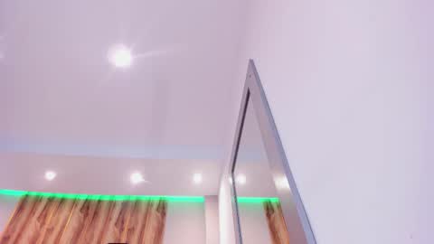 jhasly online show from December 22, 12:02 pm