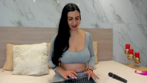 Snapshot of jhasly_am chatting on April 1, 11:55 am jhasly online show from April 1, 11:55 am