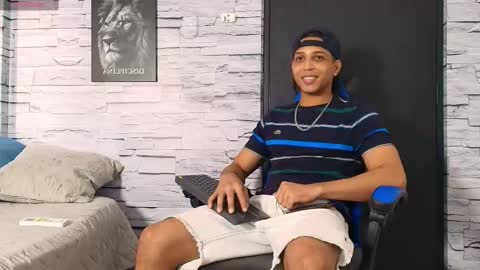 jhay_wheeler777 online show from October 10, 6:07 pm