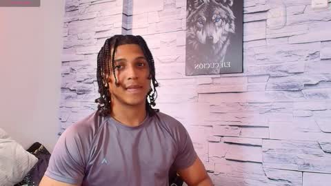 Snapshot of jhay_wheeler777 chatting on April 6, 5:14 pm jhay_wheeler777 online show from April 6, 5:14 pm