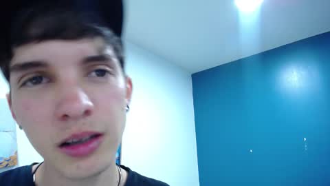 Jheampiero online show from November 4, 2:27 pm