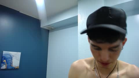 Jheampiero online show from November 15, 2:13 pm